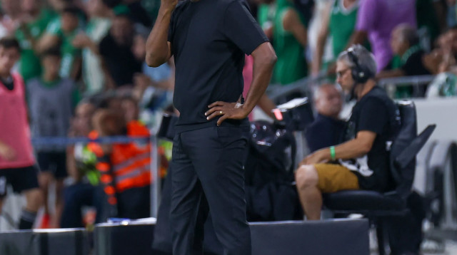 מסאי דגו מאמן מכבי חיפה (צילום: דני מרון)