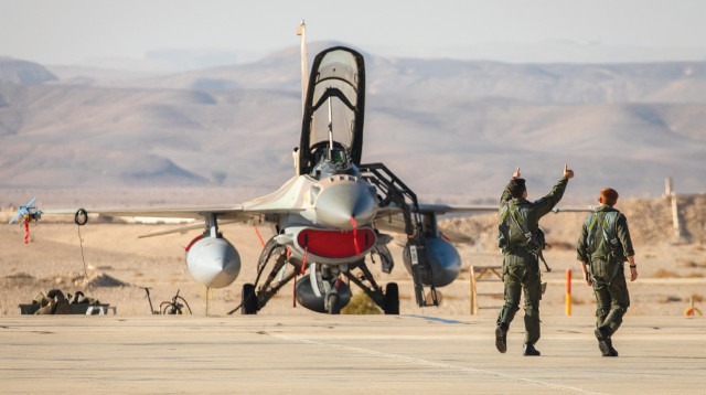 טייסים (צילום: אוליביה פיטוסי, פלאש 90)