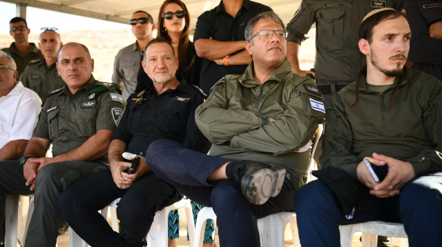 השר איתמר בן גביר בביקור במשמר הגבול (צילום: דוברות המשטרה)