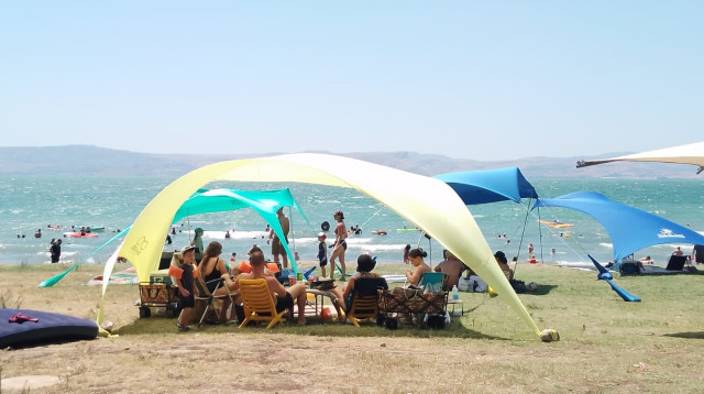 קיץ, חוף ים (צילום: אושרי בן דור, איגוד ערים כנרת)