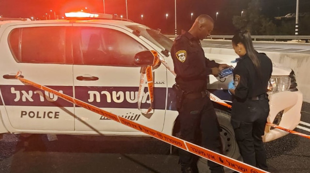 ניידת משטרה (צילום: דוברות המשטרה)