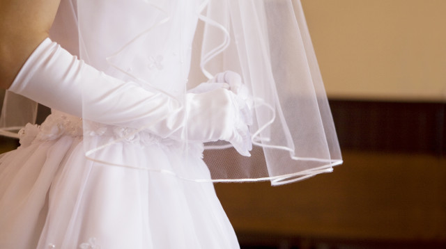 הכלה גילתה שהחתן בגד ימים לפני החתונה (צילום: אינג'אימג')