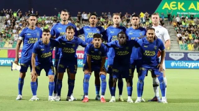 שחקני מכבי תל אביב (צילום: אתר רשמי, מכבי תל אביב)