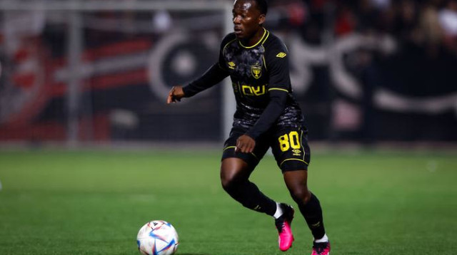 בית"ר מקשיחה עמדות. תומא (צילום: מאור אלקסלסי)