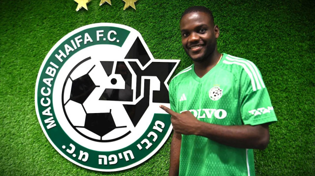 מנואל לואיס דה סילבה קאפומאנה, שחקן מכבי חיפה (צילום: אתר רשמי, מכבי חיפה)