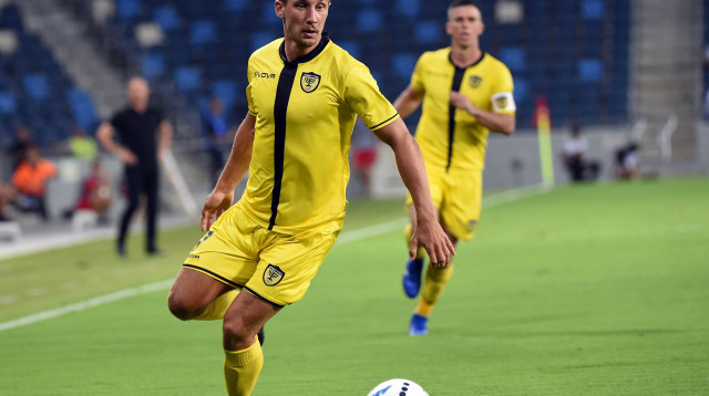 יקוב סילבסטר שחקן בית"ר ירושלים (צילום: ברני ארדוב)