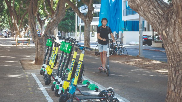 קורקינטים  (צילום: מרים אלסטר פלאש 90)