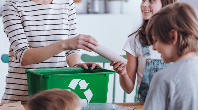 להורים חשוב שישולבו תכנים הקשורים בקיימות ואיכות הסביבה (צילום: יחצ Beko)