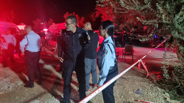 זירת הטבח בו נרצחו ארבעה באבו סנאן (צילום: דוברות המשטרה)