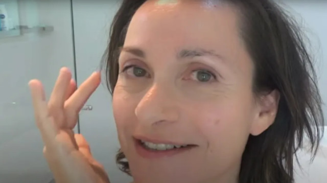 לוסי, זה הסוד שלה לאנטי אייג'ינג (צילום: מתוך יוטיוב)