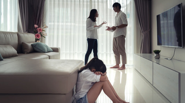 איך להתמודד עם ניכור הורי? (צילום: Prasit photo gettyimages)