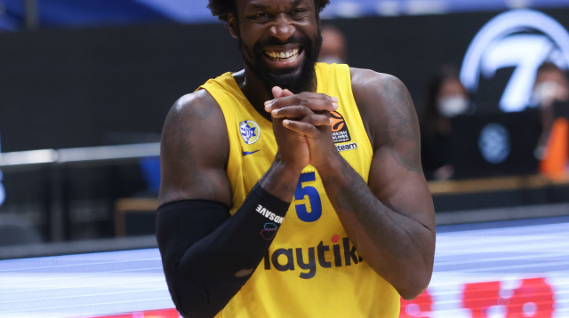 שחקן מכבי תל אביב אותלו האנטר (צילום: דני מרון)