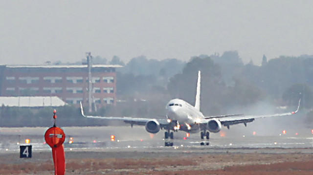 המראה מנתב"ג (צילום: גדעון מרקוביץ' פלאש 90)