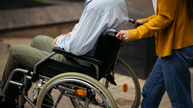 אדם משותק, אילוסטרציה (צילום: אינגאימג')