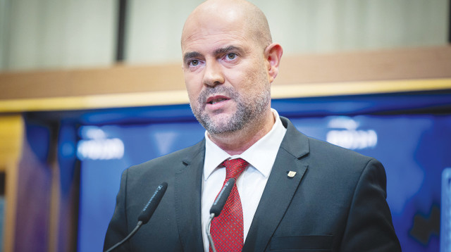 אמיר אוחנה (צילום: יונתן זינדל, פלאש 90)