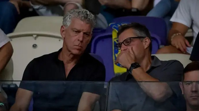 הכיוון לעתיד ברור. גולדהאר ואנגלידיס (צילום: אריאל שלום)