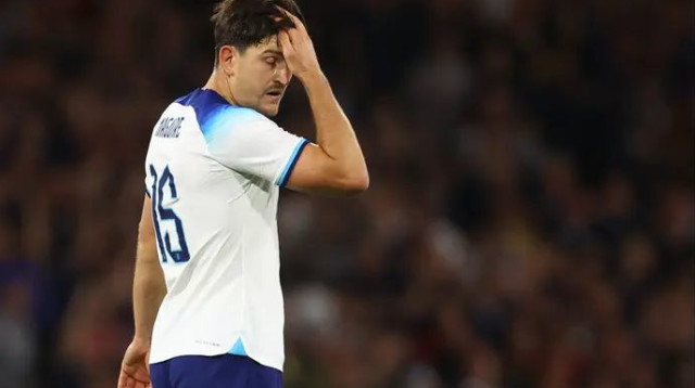 הפנים קדימה. מגווייר (צילום: רויטרס)