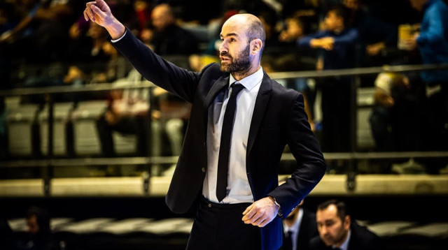 ואסיליס ספאנוליס (צילום: אתר רשמי, ליגת האלופות)