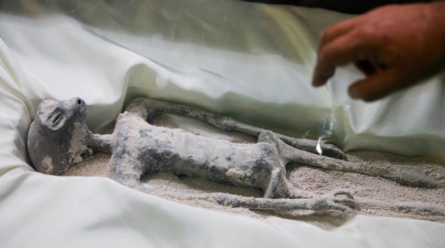 מה מקורם של "גופות החייזרים" שהוצגו בקונגרס במקסיקו? (צילום: רויטרס)