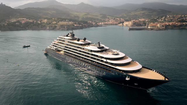 יאכטת "Evrima ריץ-קרלטון" (צילום: יחצ)