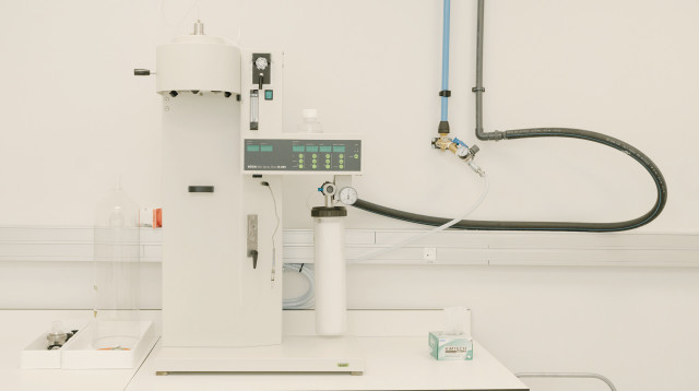 המעבדות בחיפה (צילום: אופיר ברמן)