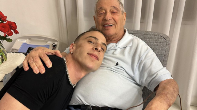 טום באום ואביו המנוח יצחק  (צילום: צילום מסך אינסטגרם)