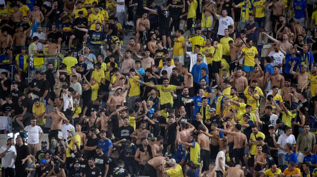 אוהדי מכבי תל אביב (צילום: אריאל שלום)