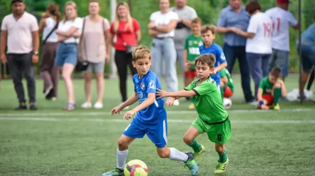 "תפיסת התחרותיות של המאמנים והמורים הייתה גורם חשוב בנשירה של ילדים" (צילום: GettyImages)