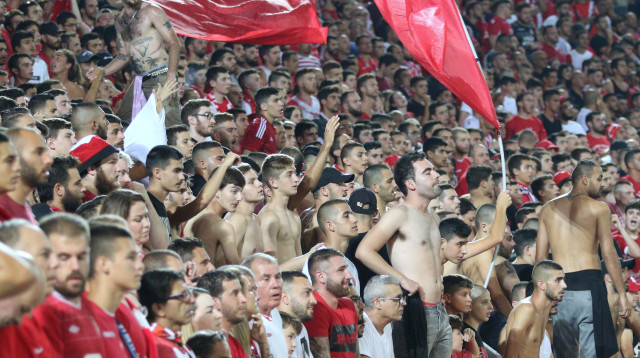 אוהדי הפועל תל אביב, בלומפילד (צילום: עדי אבישי)