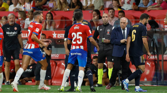 שחקן ריאל מדריד נאצ'ו מורחק מול ג'ירונה (צילום: רויטרס)