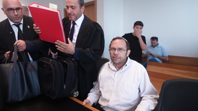 מגיע לדיון. ישראל זעירא (צילום: אבשלום ששוני)