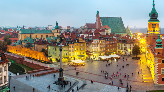 שוק חג המולד בוורשה (צילום: אינגאימג')