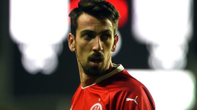 שחקן הפועל באר שבע איסק קואנקה (צילום: ברני ארדוב)