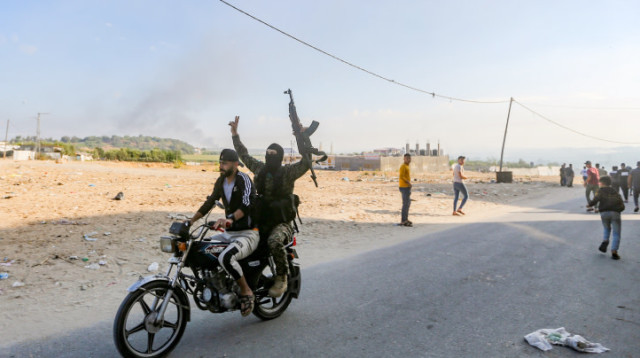 מחבלים פלסטינים שחדרו לישראל (צילום: עטיה מוחמד, פלאש 90)