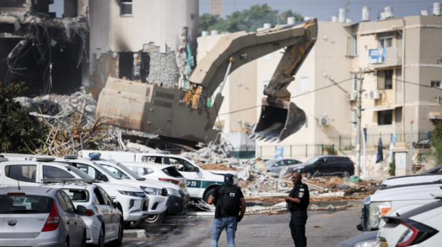 הריסת תחנת משטרת שדרות במבצע חרבות ברזל (צילום: חיים גולדברג, פלאש 90)