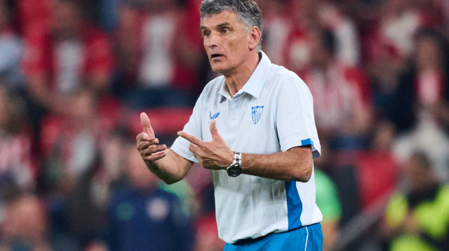 ההיפך המוחלט ממאמן מודרני. מנדילבר (צילום: GettyImages, Justin Setterfield)