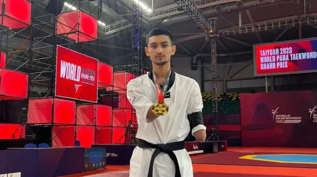 ממשיך להביא כבוד. אסף יסעור (צילום: אתר רשמי, ההתאחדות הישראלית לטאקוונדו)