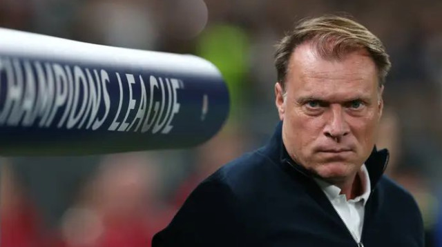 הרבה שערים בפתיחה. ואן לוון (צילום: רויטרס)