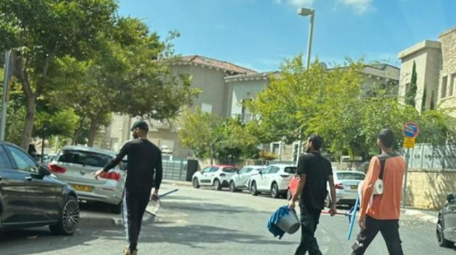 הצעירים החשודים שתועדו בערי המרכז (צילום: רשתות חברתיות, שימוש לפי סעיף 27 א')