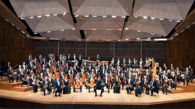 הפילהרמונית הישראלית (צילום: Marco Borggreve)