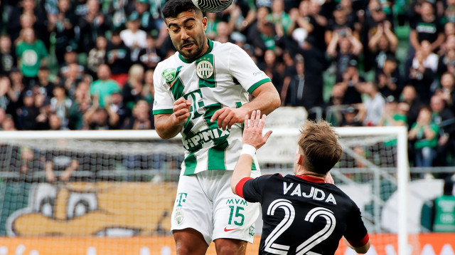 מוחמד אבו פאני שחקן פרנצווארוש (צילום: אימג'בנק  GettyImages, Laszlo Szirtesi)