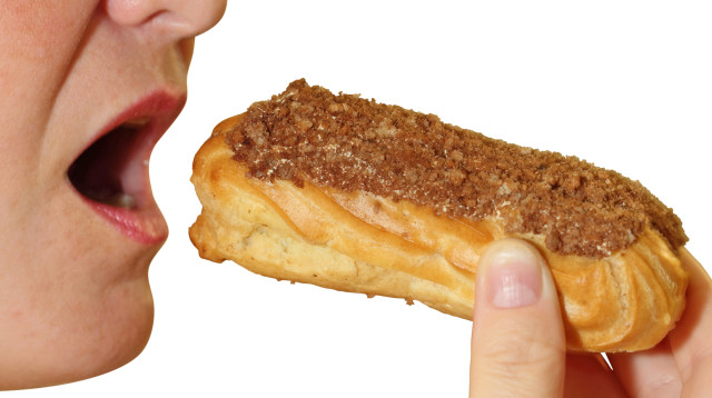 אכילה רגשית (צילום: אינג'אימג')