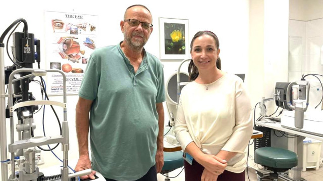 שמעון וד״ר הדס בן אלי (צילום: דוברות הדסה)