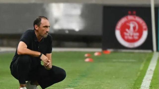 כרגע הפועל תל אביב עם חמישה זרים. ולקאניס (צילום: ברני ארדוב)