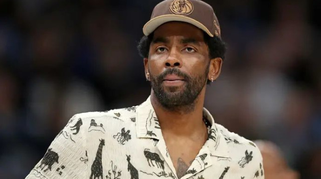 השחקנים לא משתפים פעולה. אירווינג (צילום: GettyImages, Justin Ford)