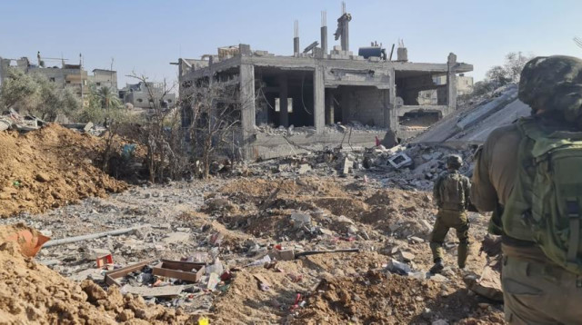 טל לב רם עם כוחות צה"ל ברצועת עזה (צילום: טל לב רם)