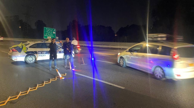 מחסום משטרתי (צילום: דוברות המשטרה)