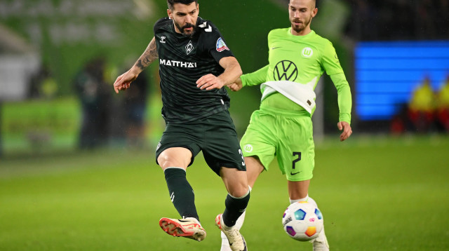 אנתוני יונג ורדר ברמן לצד ואצלב צ'רני וולפסבורג (צילום: GettyImages)