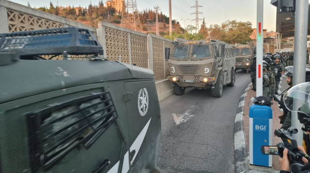 כוחות הביטחון נכנסים למחנה הפליטים שועפאט (צילום: דוברות המשטרה)