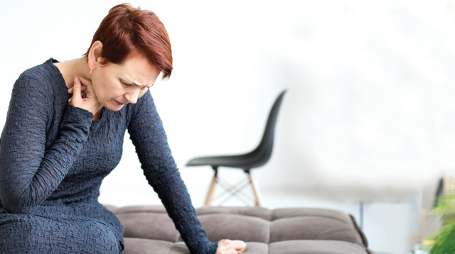 אילוסטרציה אישה בחרדה (צילום: אינגאימג')